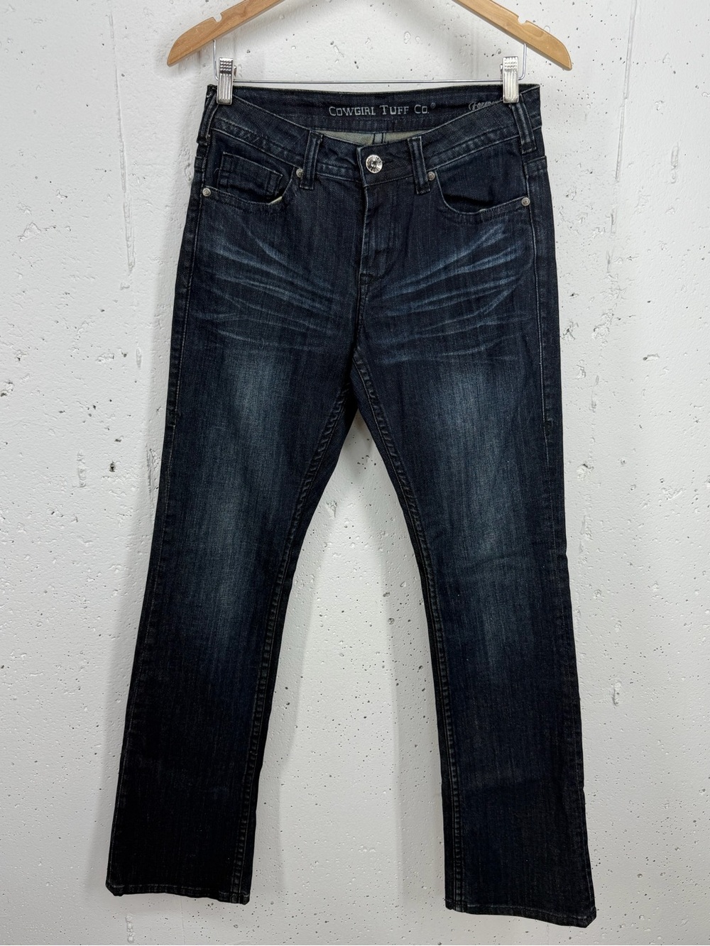 Cowgirl Tuff Size 27 x 34 Forever Tuff Natural Relaxed Bootcut Stretch Jeans